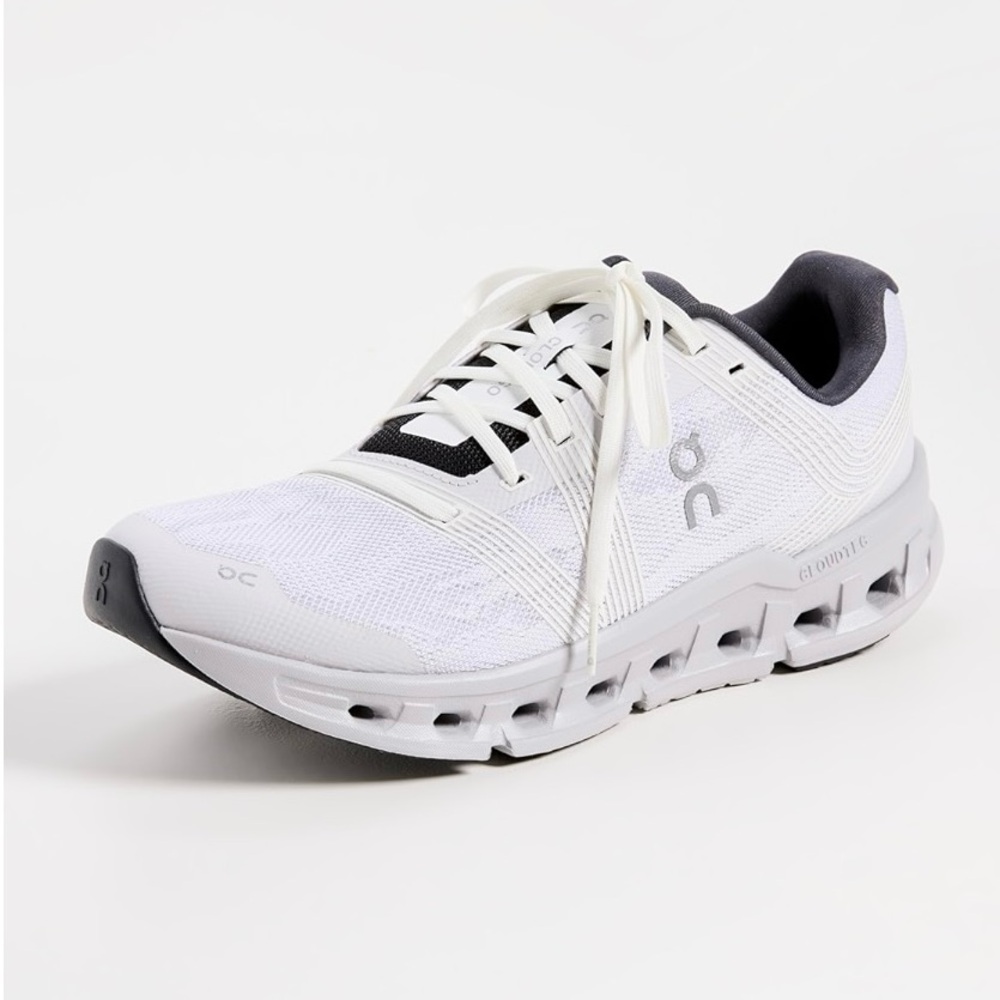 Women's On Cloudgo Low Top Sneakers, White/Glacier, 9